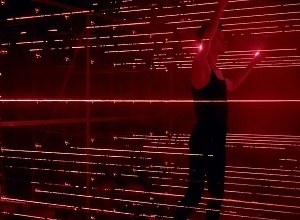 «Виртуальное стало реальным»: художник Павел Сельдемиров о VR-искусстве, медиаарте и важности высказывания